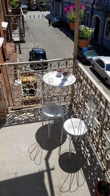 Art House Apartment Тбилиси Екстериор снимка