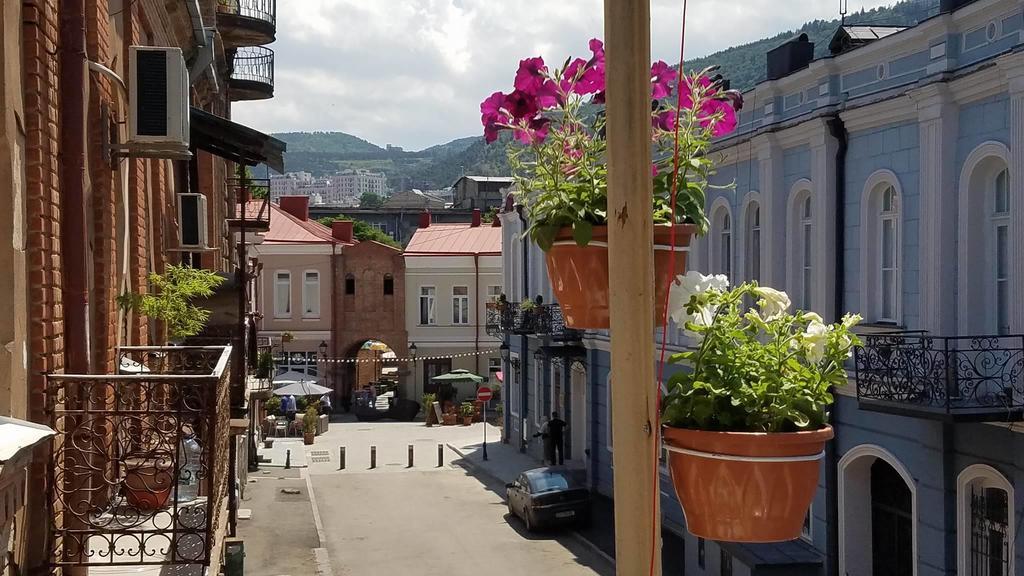 Art House Apartment Тбилиси Екстериор снимка