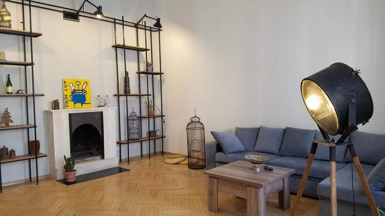 Art House Apartment Тбилиси Екстериор снимка