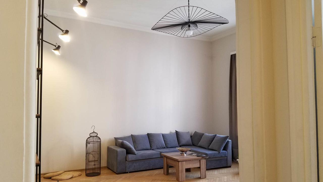 Art House Apartment Тбилиси Екстериор снимка